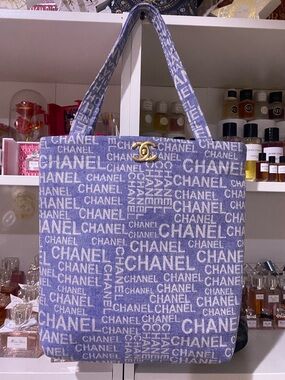 CHANEL Denim Tote with Gold CC Accent-GWP